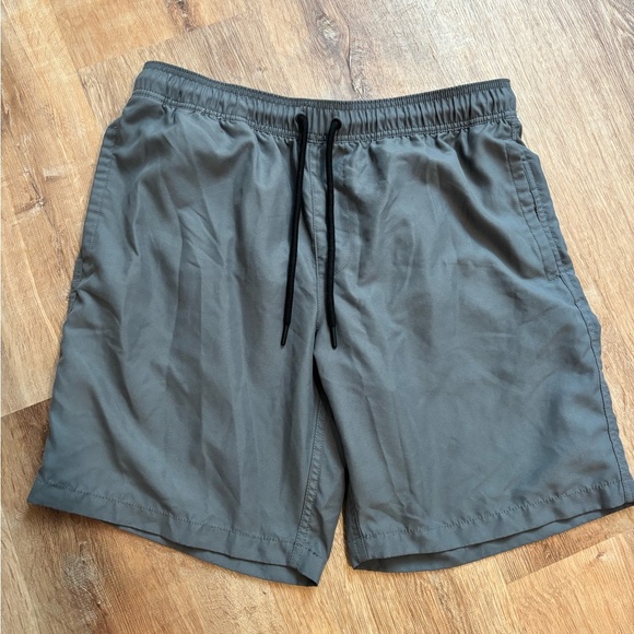 Amazon Essentials Swim Trunks Men’s Gray - Size Large - Picture 1 of 3